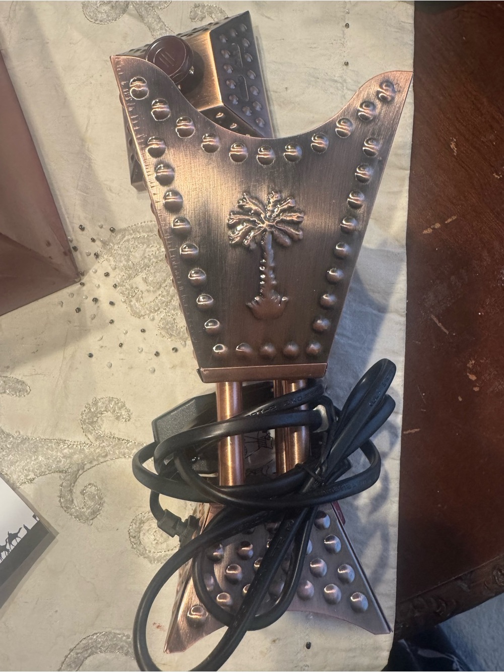 Young Living Copper-Tone Decorative Resin Burner - Picture 3 of 5